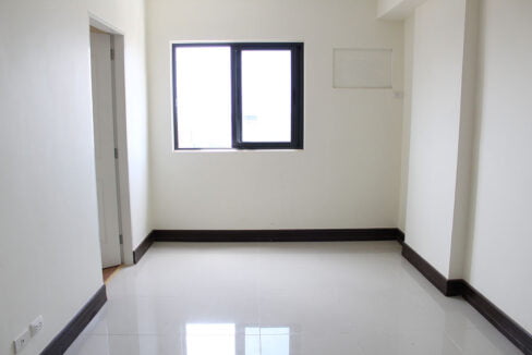 1BR_Grandresidences_fronview