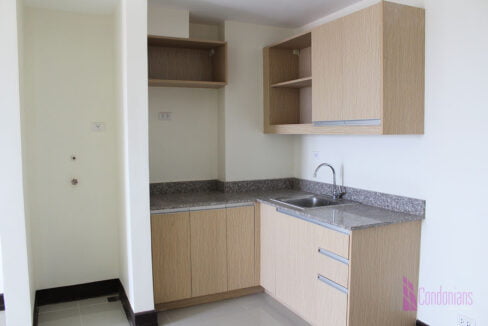 1BR_Grandresidences_kitchen