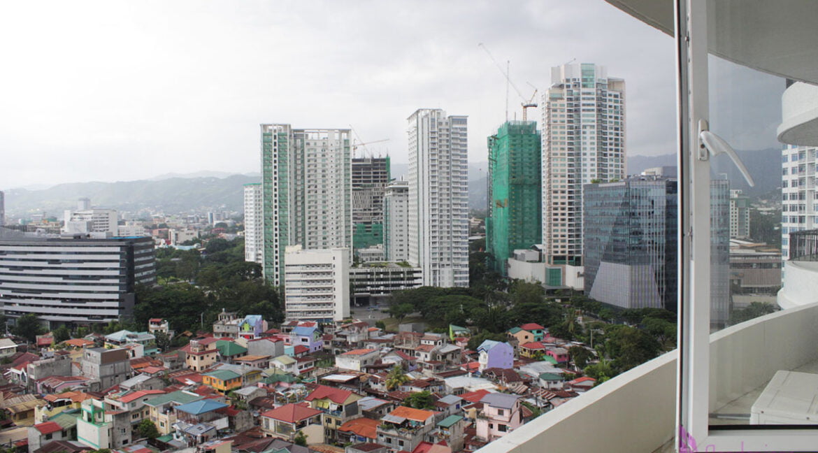 1br-ayala-view2-copy