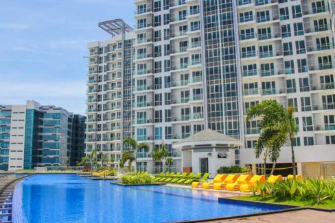 8-newtown-amenities-pool