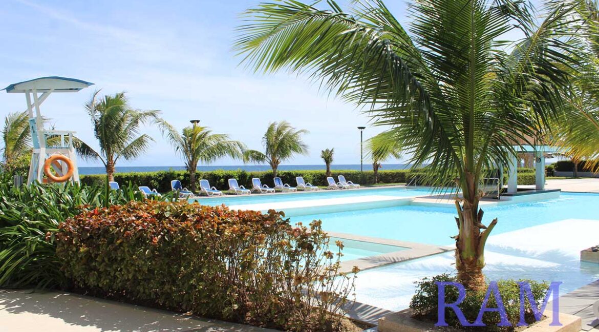 arterra-residences-amenities-swimming-pool