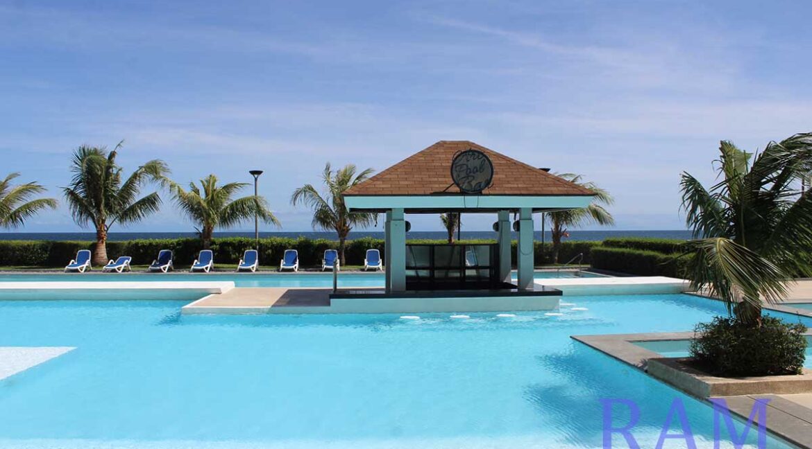 arterra-residences-amenities-swimming-pool2