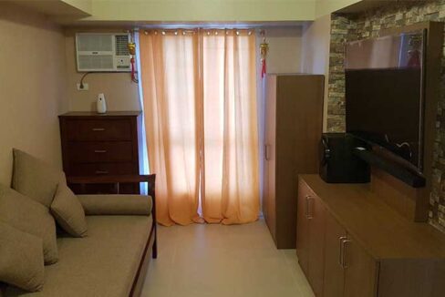 avida-riala-1br-18f-living
