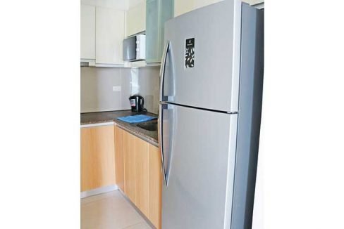 rent-8-newtown-mactan-studio-5