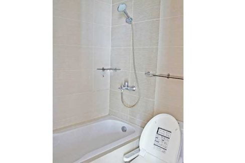 rent-8-newtown-mactan-studio-6