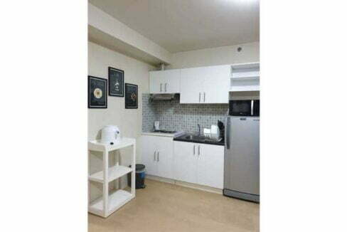83-IT-Park-1br-5-kitchen1