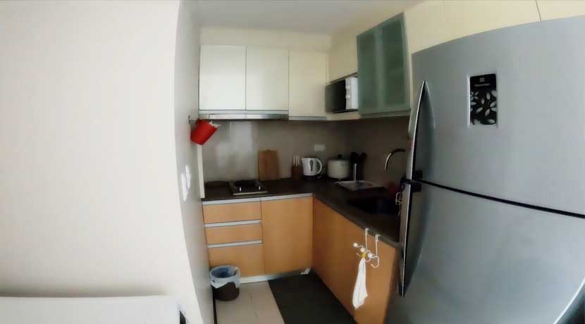 23-rent-studio-8newtownblvd-6-kitchen1