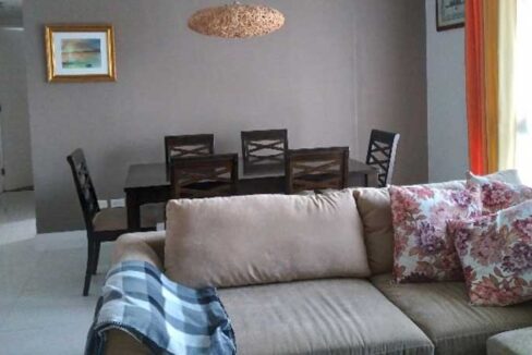 80-rent-2br-marcopolo-2-living1