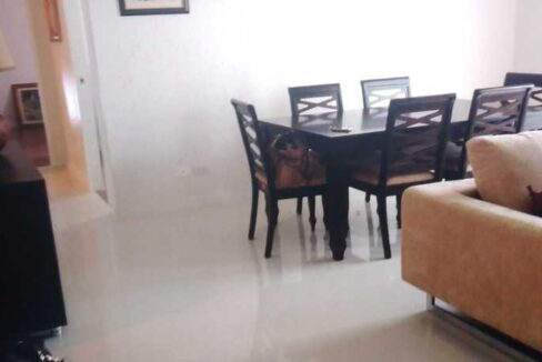 80-rent-2br-marcopolo-5-dine1