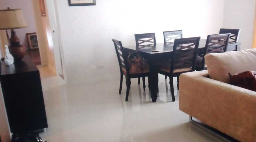 80-rent-2br-marcopolo-5-dine1