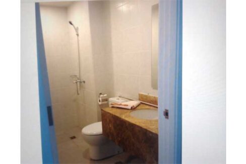 80-rent-2br-marcopolo-7-bath1