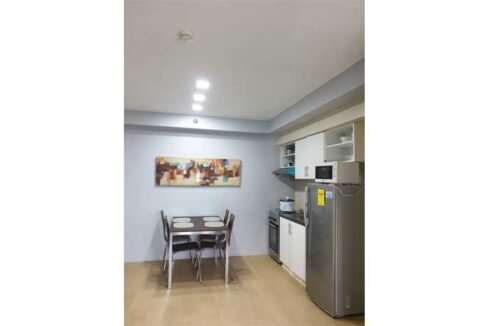 92-rent-1br-avidatowers-5-dining2