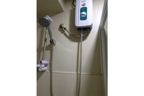 92-rent-1br-avidatowers-6-bath1