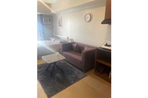 93-rent-studio-avida-riala-2-living1