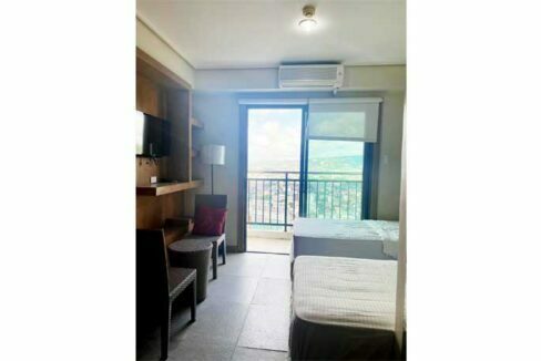 28-rent-s-ramostower-osmena-01-bed1