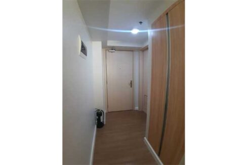 63-rent-s-solinea-cbp-6-hallway1