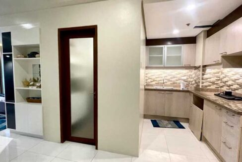 108-rent-1br-asia-premiere-it-park-5-kitchen1