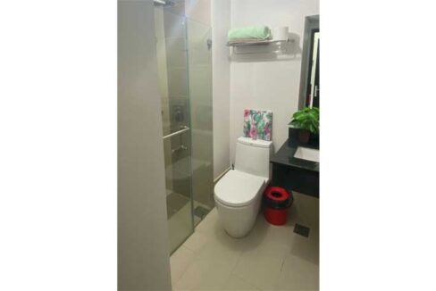 CBP-rent-71-Solinea-S-6-bath1