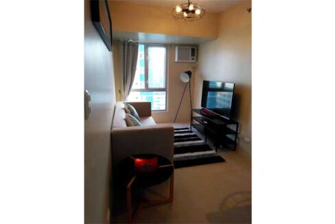 itpark-rent-129-avidatowers-2br-2-living1