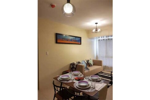 itpark-rent-129-avidatowers-2br-3-dining1