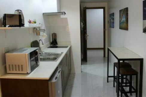 kasambagan-rent-23-88thAvenue-s-4-kitchen2