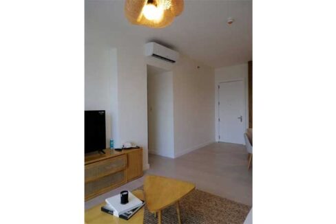 lahug-rent-83-32sanson-2br-2-living1