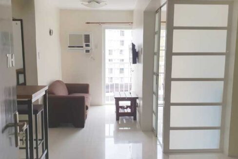 mandaue-rent-16-bamboobay-2br-2-living1