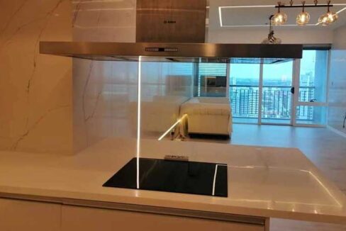 33-resale-parkpoint-2br-2-kitchen2