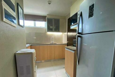 34-resale-8thnewtown-2br-5-kitchen1