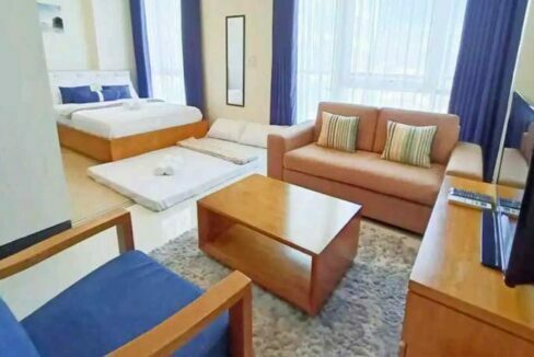 Mactan-Rent-31-8th-Newtown-S-2-living1