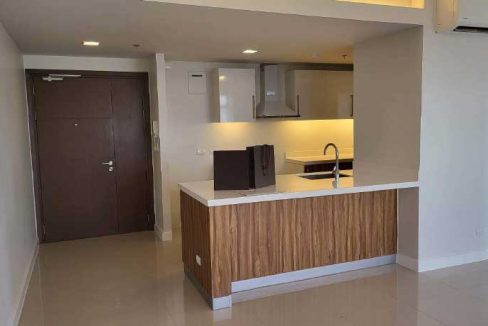 38-resale-thealcoves-1br-4-kitchen1