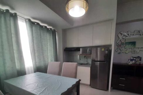 cbp-rent-105-calyxresidences-1br-3-dining2