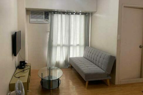 itpark-rent-152-avidatowers-1br-2-living2