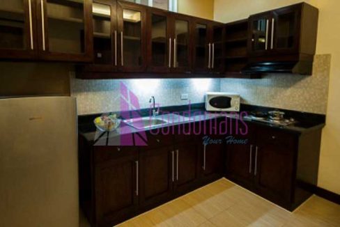 kasambagan-rent-21-santoni'splace-1br-3-kitchen1