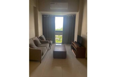 mactan-rent-34-onemanchester-1br-2-living1