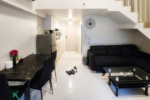 mandaue-rent-18-mandanibay-s-2-living1