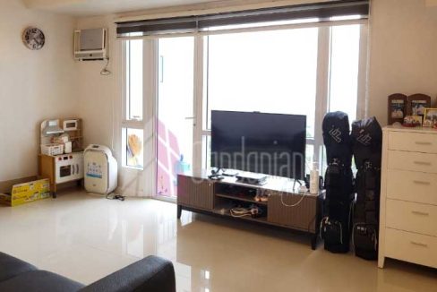 40-resale-lahug-marcopoloresidences-2br-2-living3