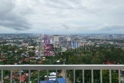 40-resale-lahug-marcopoloresidences-2br-3-balcony1