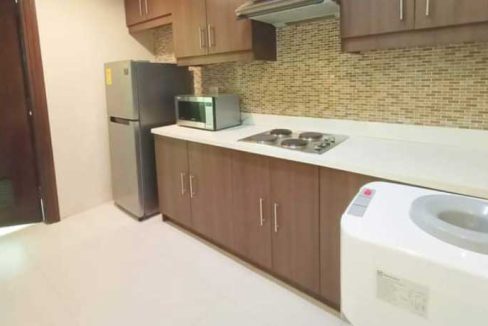 Lahug-Rent-89-The-Padgett-Place-2BR-4-kitchen2