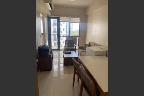 Mactan-Rent-38-One-Manchester-1BR-2-living1