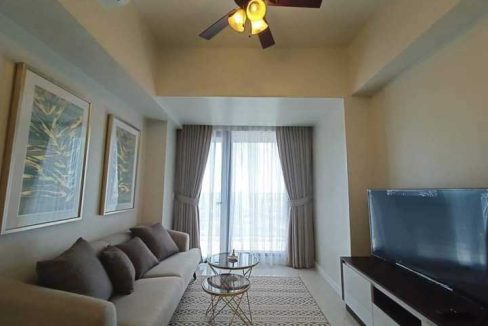 Mandaue-Rent-20-Mandani-Bay-1BR-2-living2