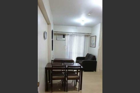 it-park-rent-167-avida-towers-1br-2-living1