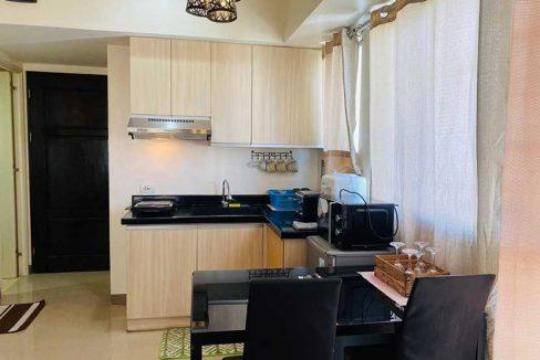 Mabolo-Rent-18-Mabolo-Garden-Flats-S-2-kitchen2