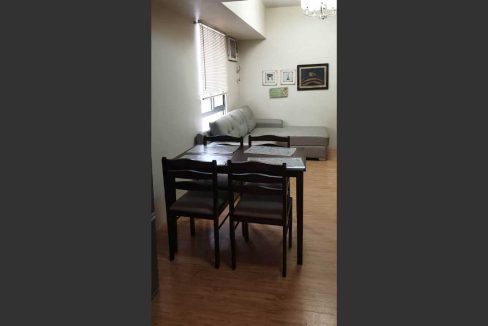 IT-Park-Rent-191-Avida-Tower-1BR-2-dining1