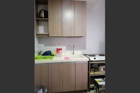 lahug-rent-99-la-guardia-flats-2-s-2-kitchen2