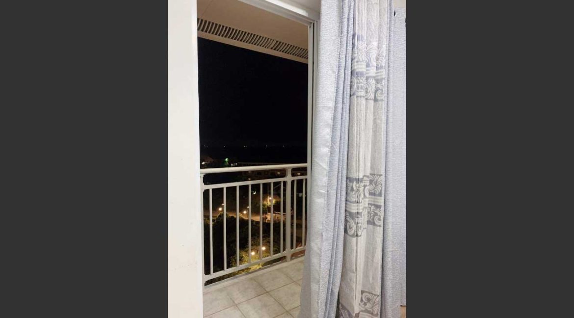 mactan-rent-43-amani-grand-s-3-balcony1