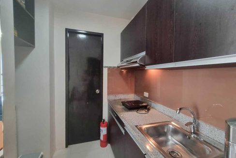 mandaue-rent-27-bamboo-bay-1br-3-kitchen1