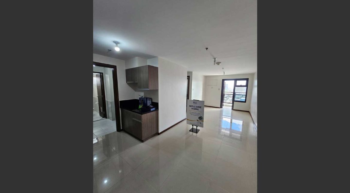 70-Resale-NRA-Galleria-Residences-2BR-1-room1