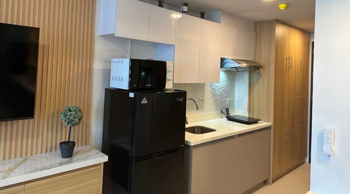 it-park-rent-196-38th-parc-avenue-s-2-kitchen1