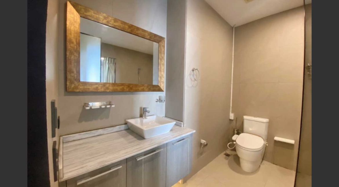 71-resale-mactan-the-reef-s-3-bath1